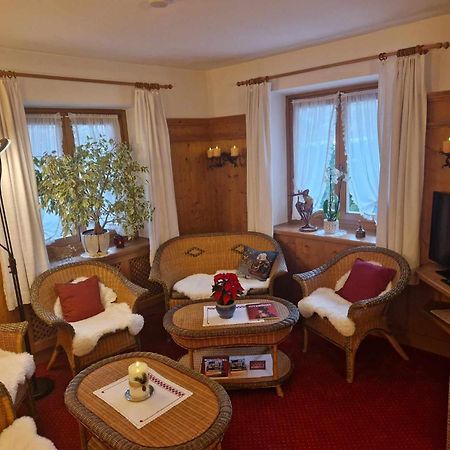 Pension Alpenrose Kitzbuhel Exterior photo