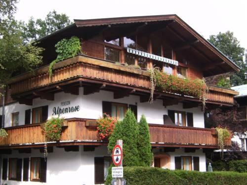 Pension Alpenrose Kitzbuhel Exterior photo